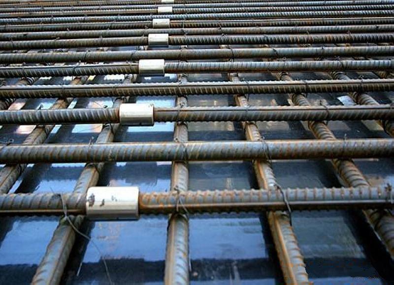石河子为什么建楼房时，要在钢筋上加一排小圆环？原来作用这么大